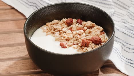 granola saludable con yogur
