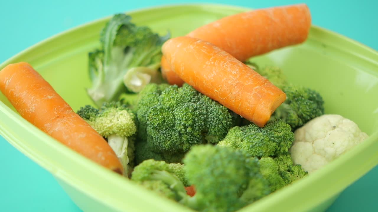 skål med grøntsager