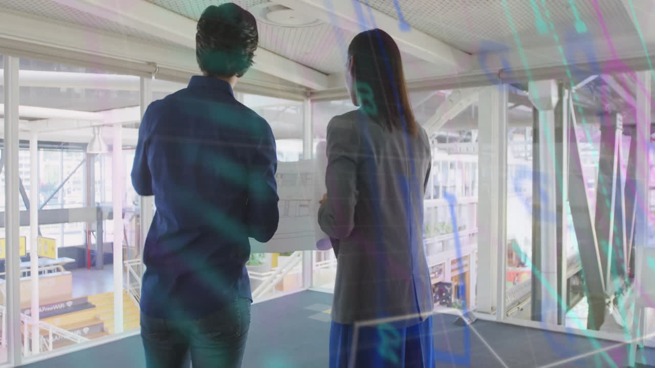 사무실에서 다양한 사업가들에 대한 금융 데이터 처리의 활성화