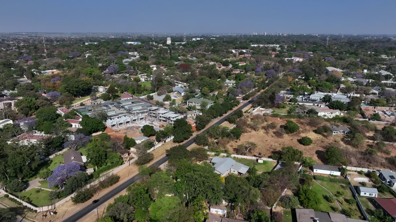 잠비아의 수도 루사카에 있는 건설 현장.