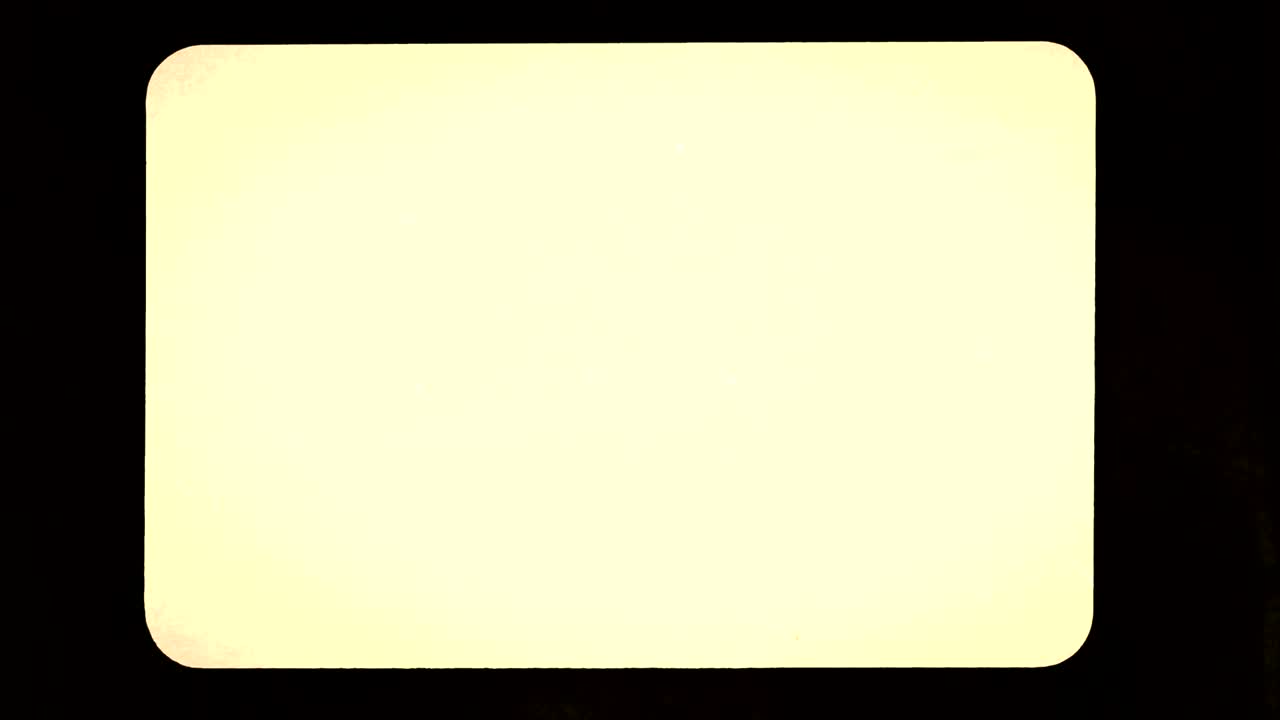 4k 그래픽 비디오 먼지 스크래치: 오래된 영화 외모와 깨진 vhs 오류 효과를 만들기