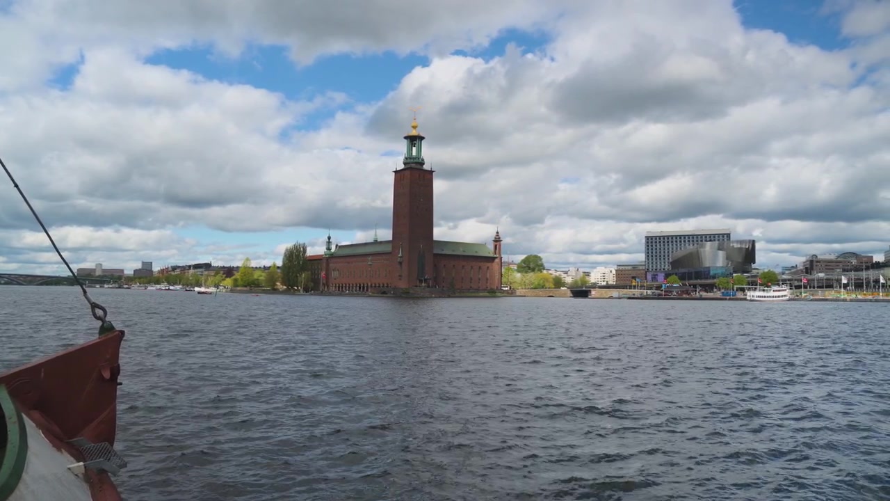 Rådhuset i Stockholm, jevn panorering.