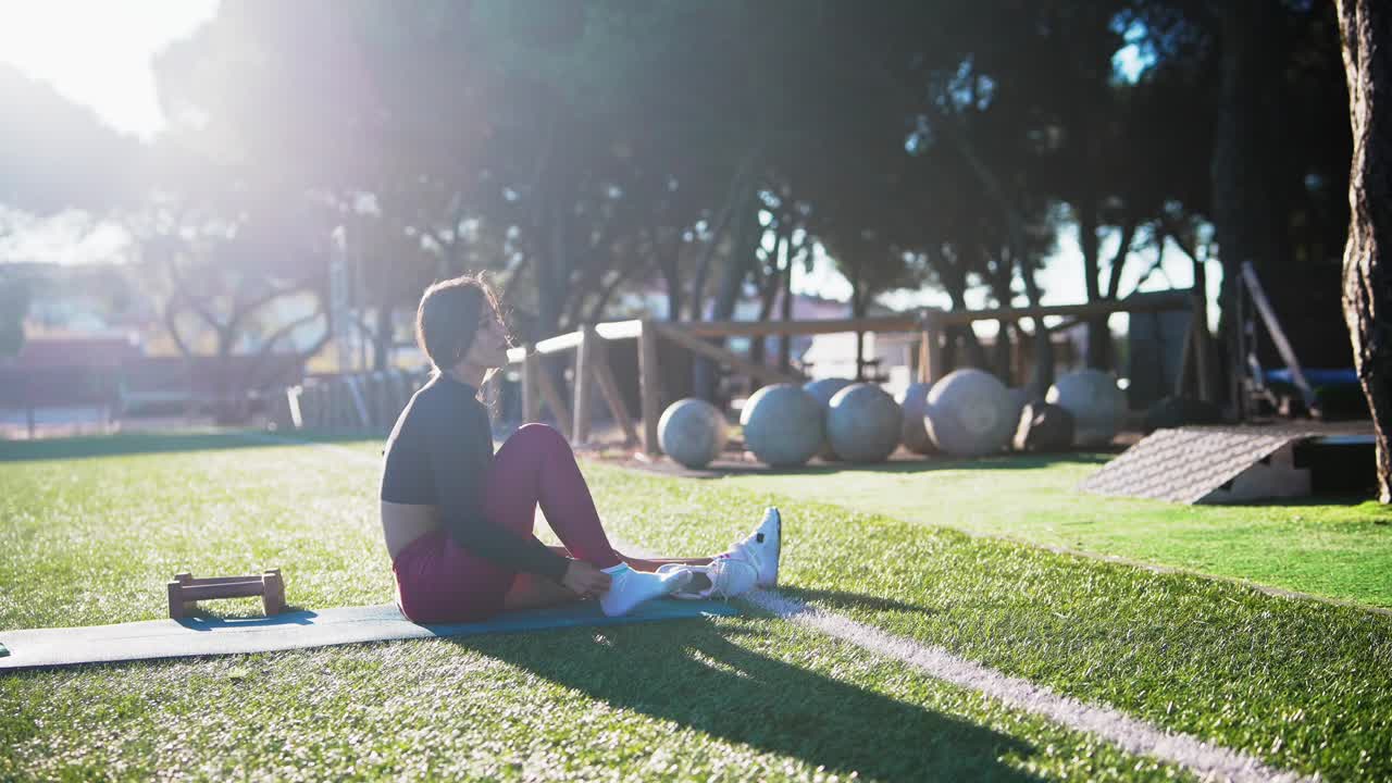 야외 운동 을 하는 여자