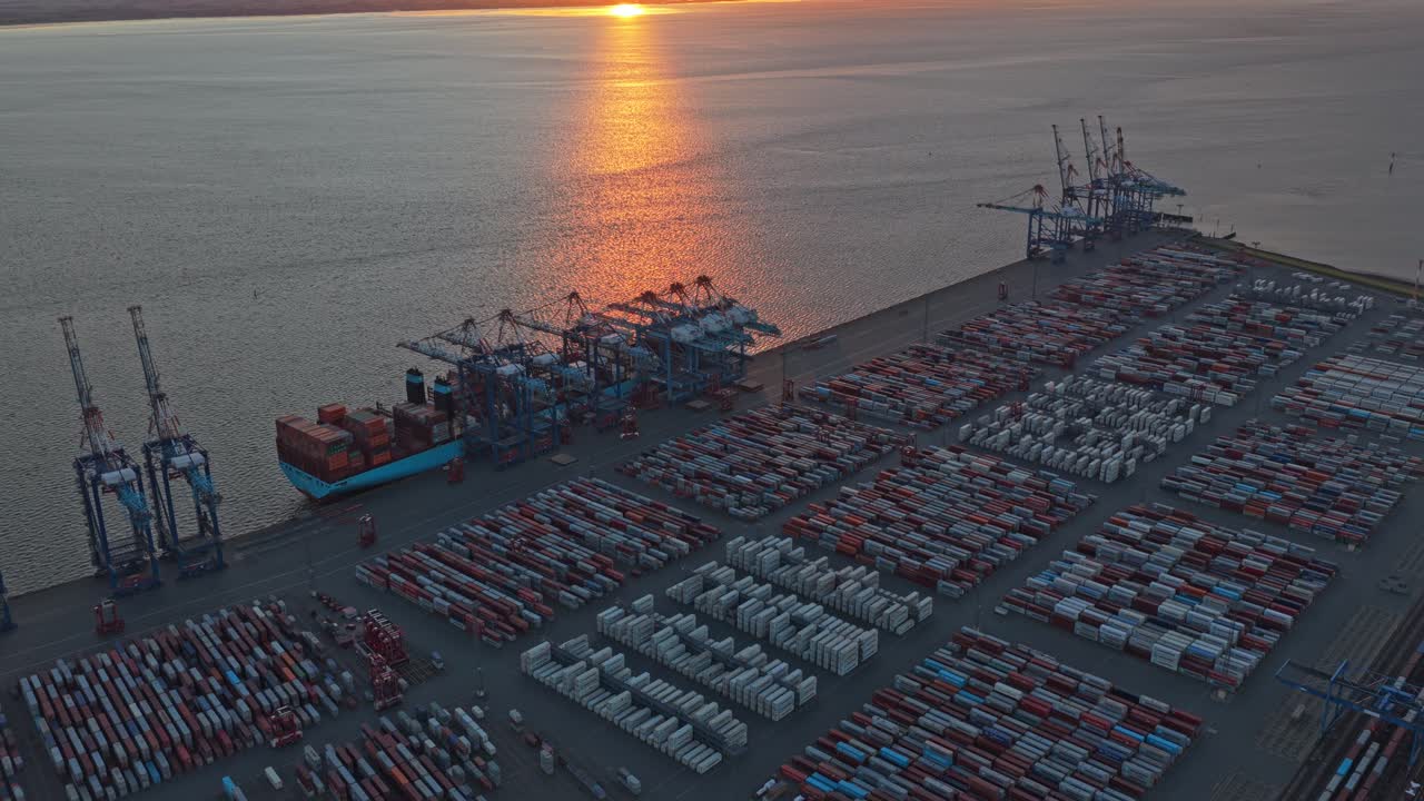 Large commercial terminal for cargo import and export activity