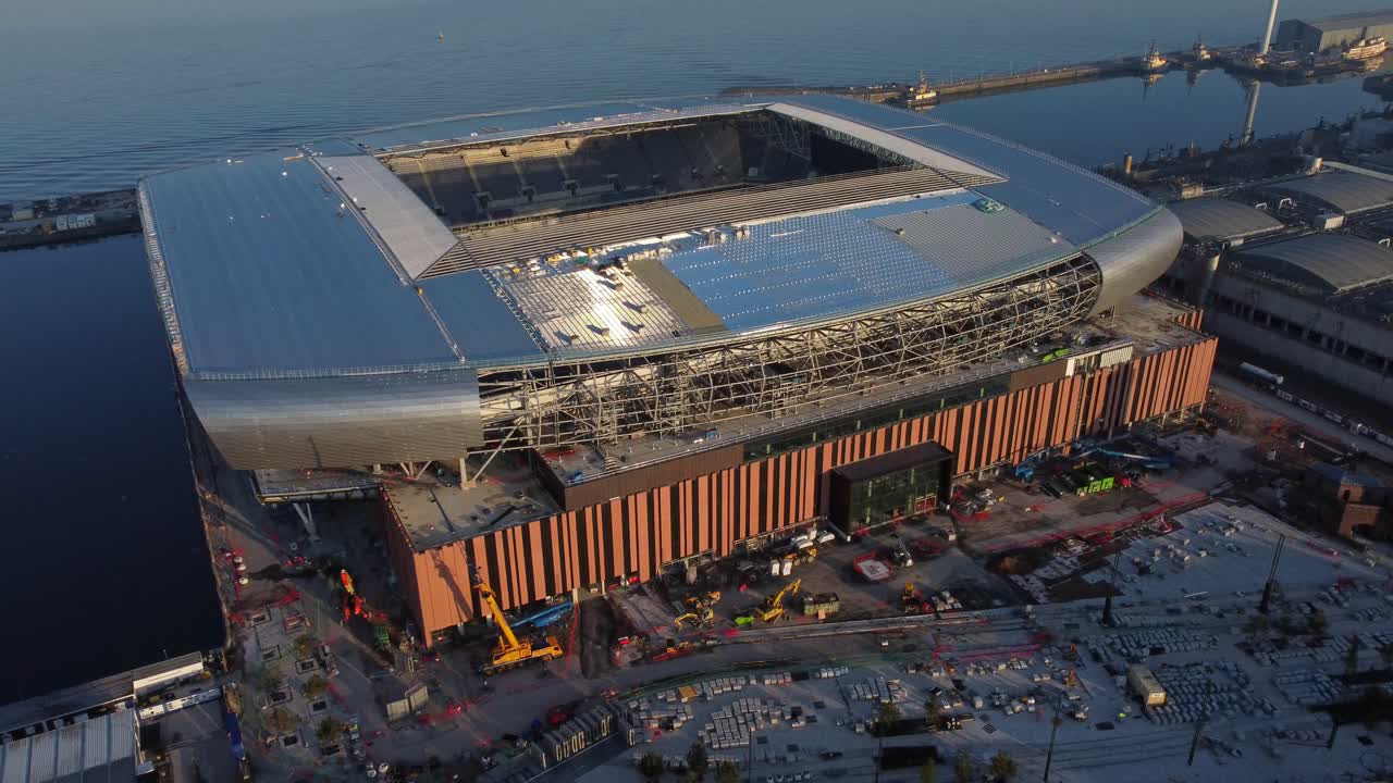 건설 중 인 새로운 경기장 의 공중 사진