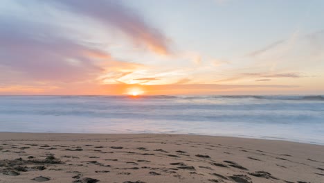 Lapso-De-Tiempo:-Puesta-De-Sol-En-La-Playa-En-California