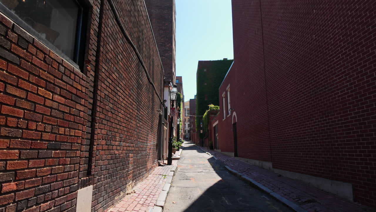 Old Alley By The Old Town In Boston, USA - Wide Shot