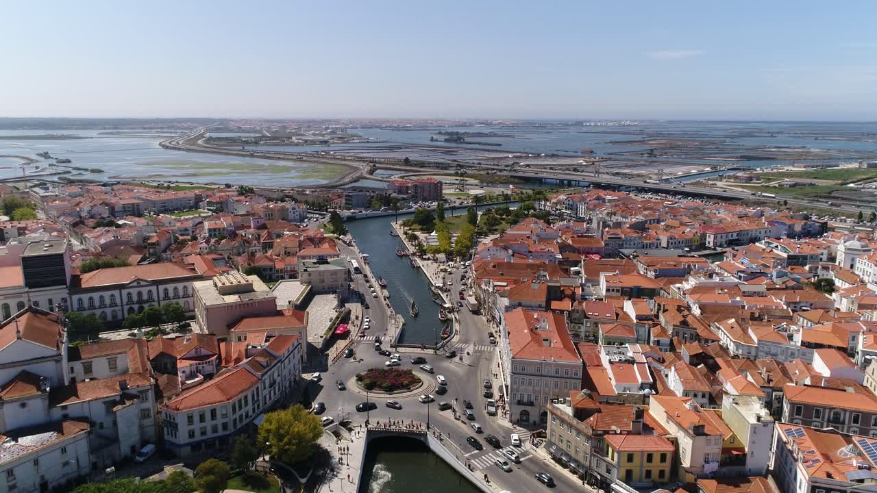 Vista aerea della bellissima città di Aveiro, Portogallo
