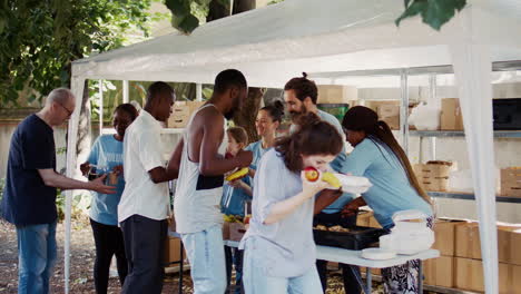 distribution of meals to homeless people