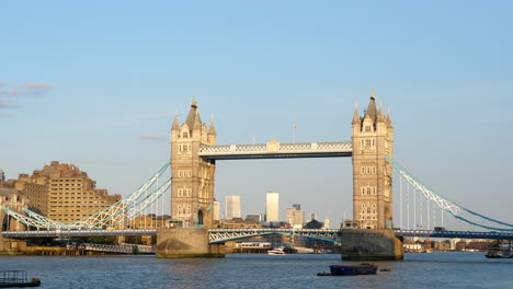 panoramic view of tower bridge on beautiful sunny day