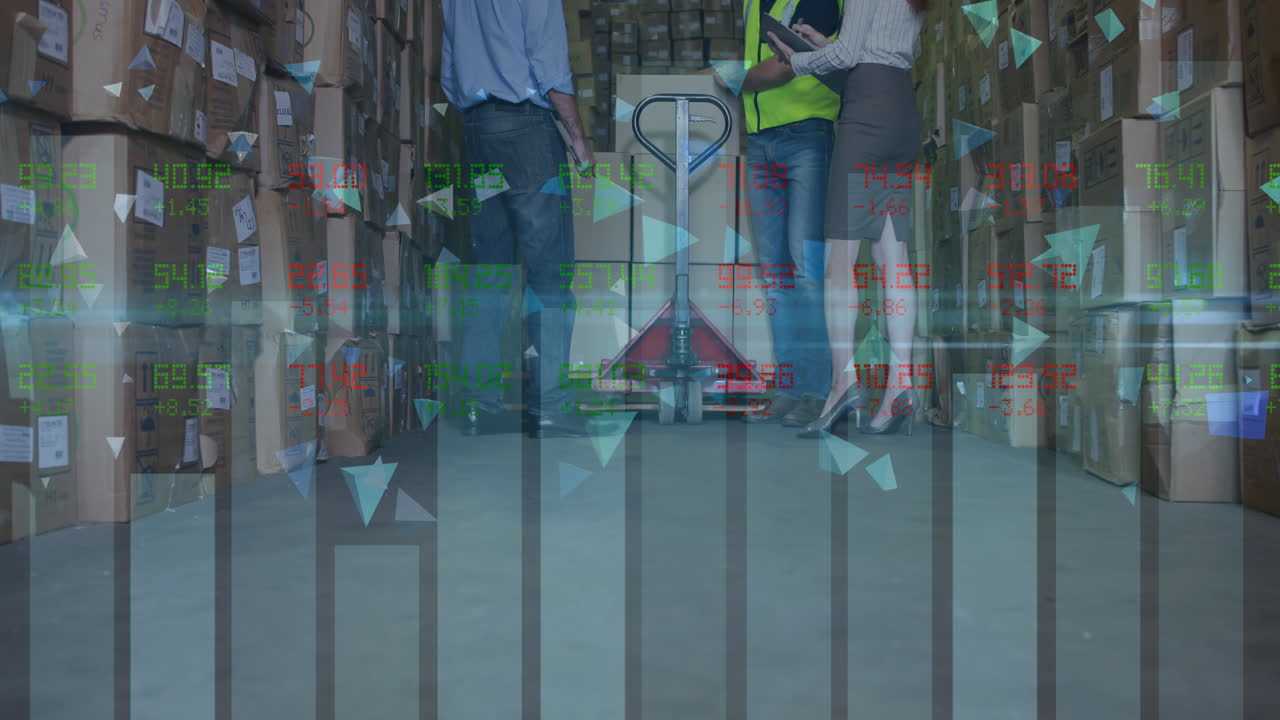 procesamiento de datos estadísticos y del mercado de valores contra la sección media de las personas que trabajan en el almacén