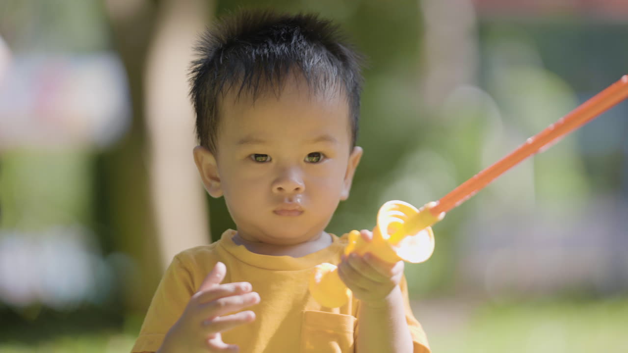 공원에서 노는 아이들