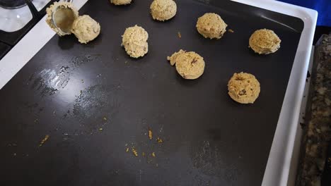 video of chocolate chip cookies-3