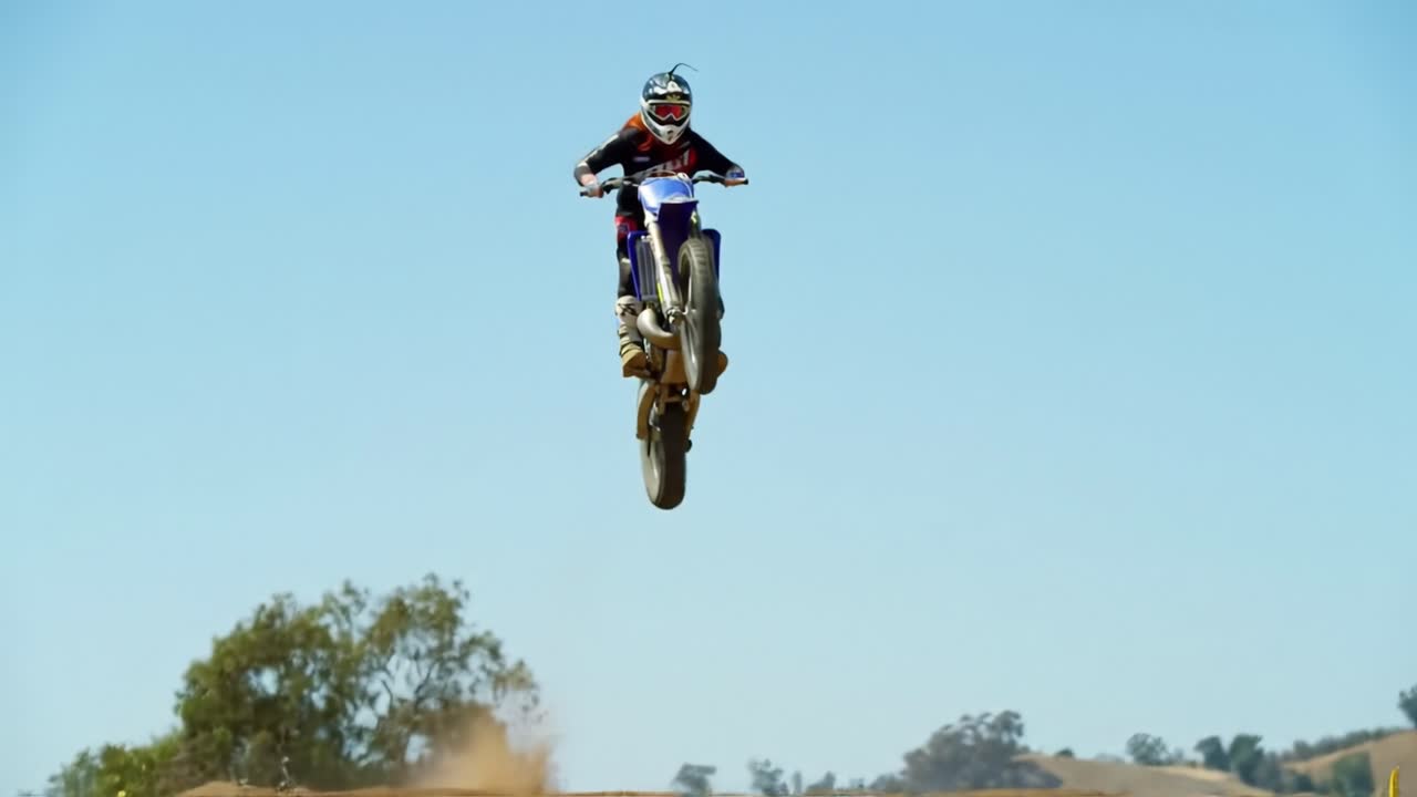 Pilotos de motocross em ação