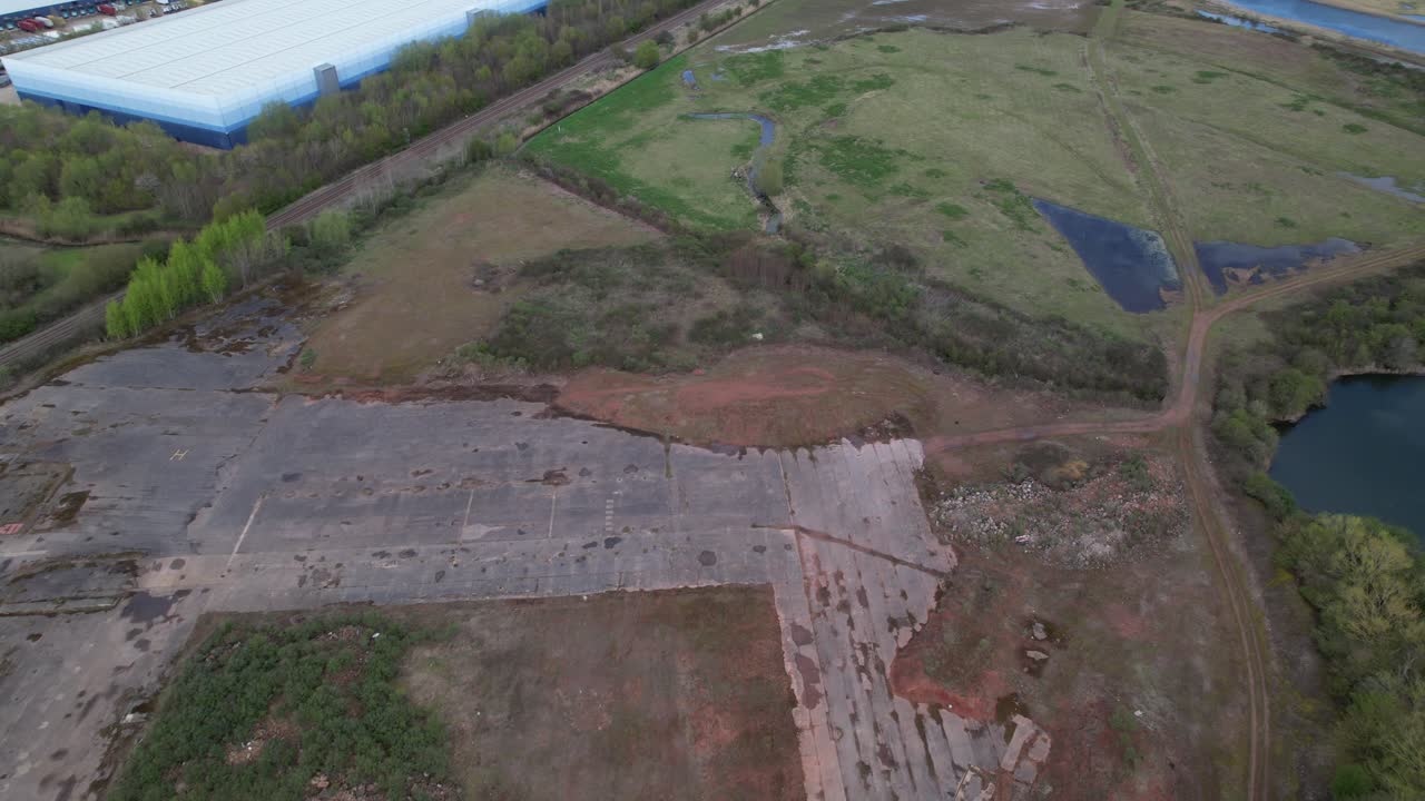 сайт, купленный comcast для тематического парка universal studios в великобритании