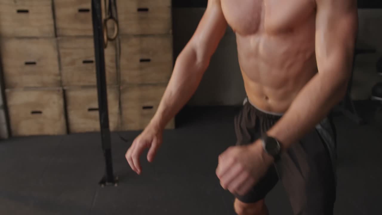 체육관 에서 크로스 트레이닝