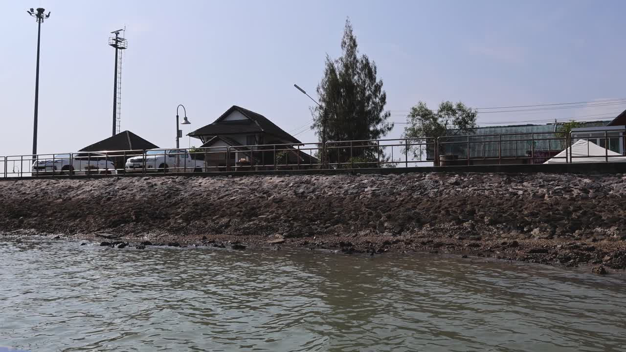 조용한 시 항구 지역의 정적 관찰