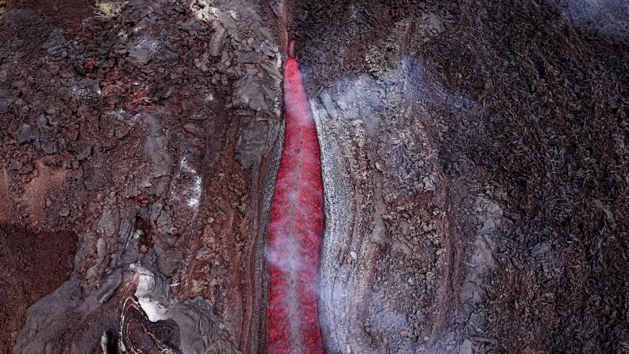 Etna lava flow reveals nature's raw power in this dramatic scene