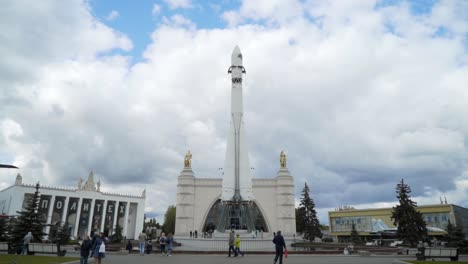 vdnkh rocket monument in moscow