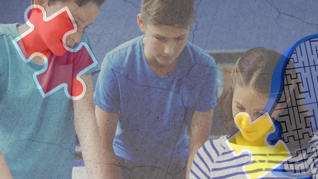 학교에서 디지털 태블릿을 사용하는 다양한 학생 그룹에 대한 퍼즐과 인간 머리 아이콘