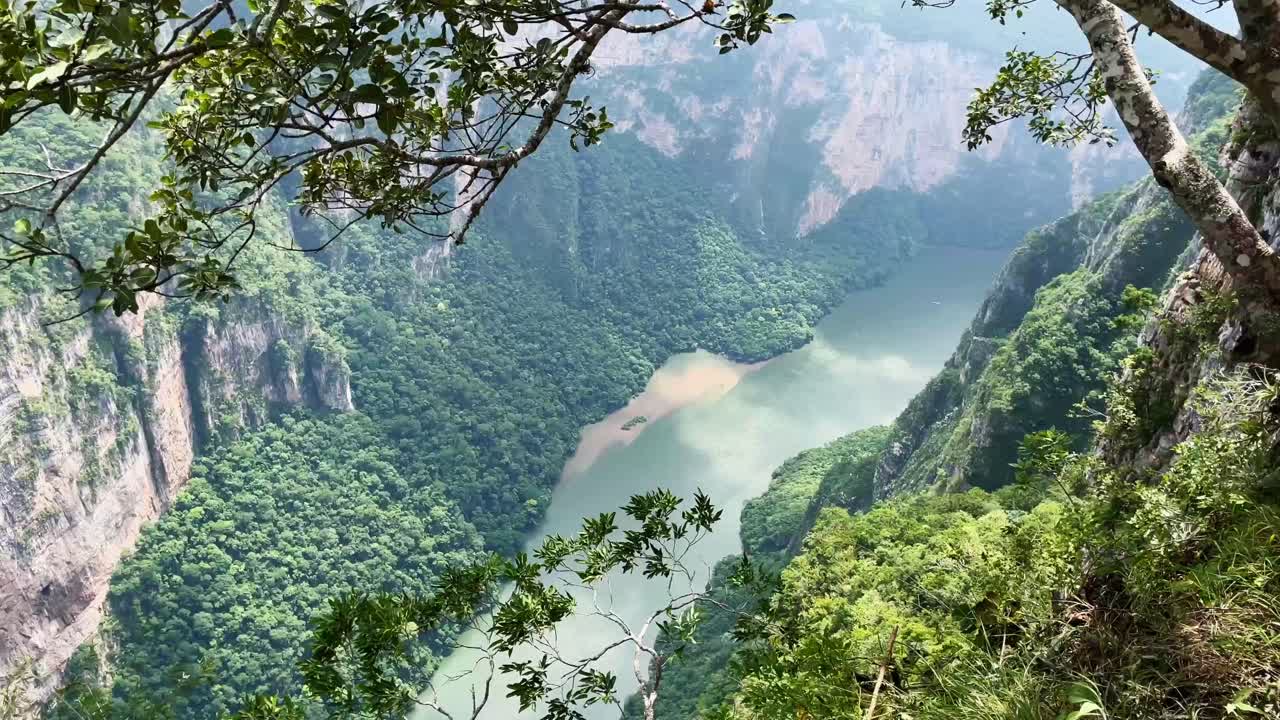 cañón de sumidero méxico chiapas cerca del parque natural de tuxtla gutierrez