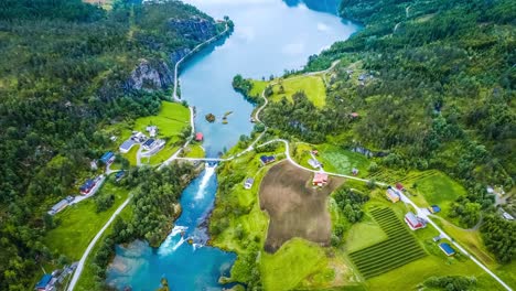 Lovatnet-See-Schöne-Natur-Norwegen.