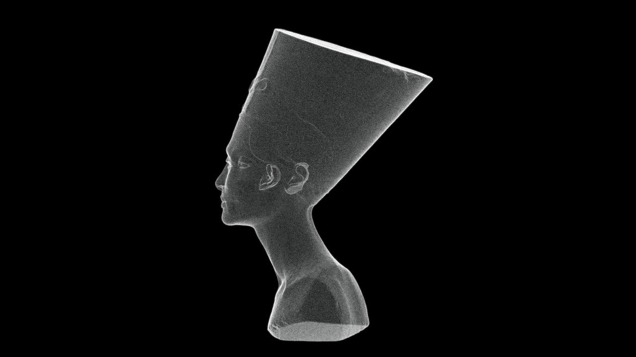 pantalla holográfica 3d del busto de la reina egipcia nefertiti girando 180 grados