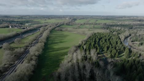 Viajes-Antena-Invierno-Paisaje-M40-Autopista-Ferrocarril-Grand-Union-Canal-Agua-Warwickshire-Reino-Unido