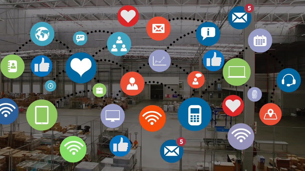 Animation von Technologie-Icons über einem Lagerhaus