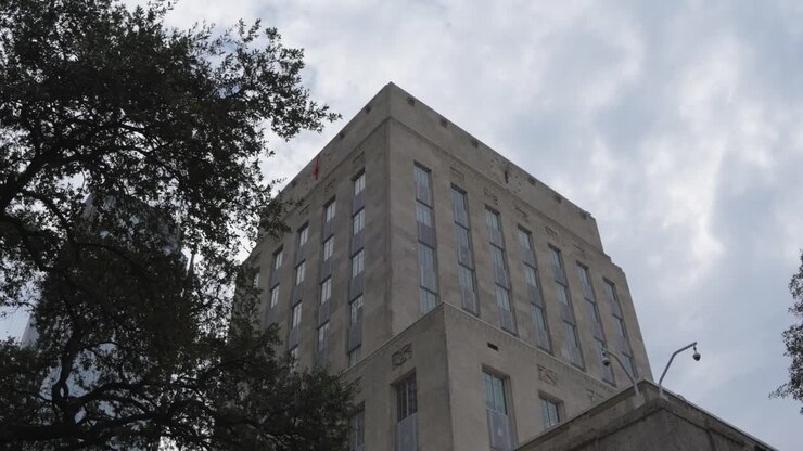 Inquadratura di ambientazione del municipio di Houston-12