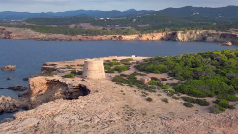 Mediterráneo-Costero-Atardecer-Antigua-Torre-Histórica