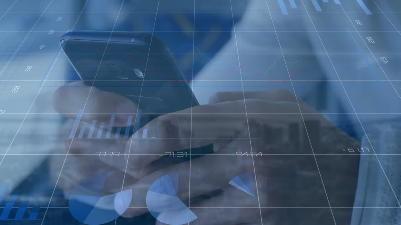 animación de múltiples gráficos con números cambiantes, sección media de un hombre caucásico escribiendo en un teléfono inteligente