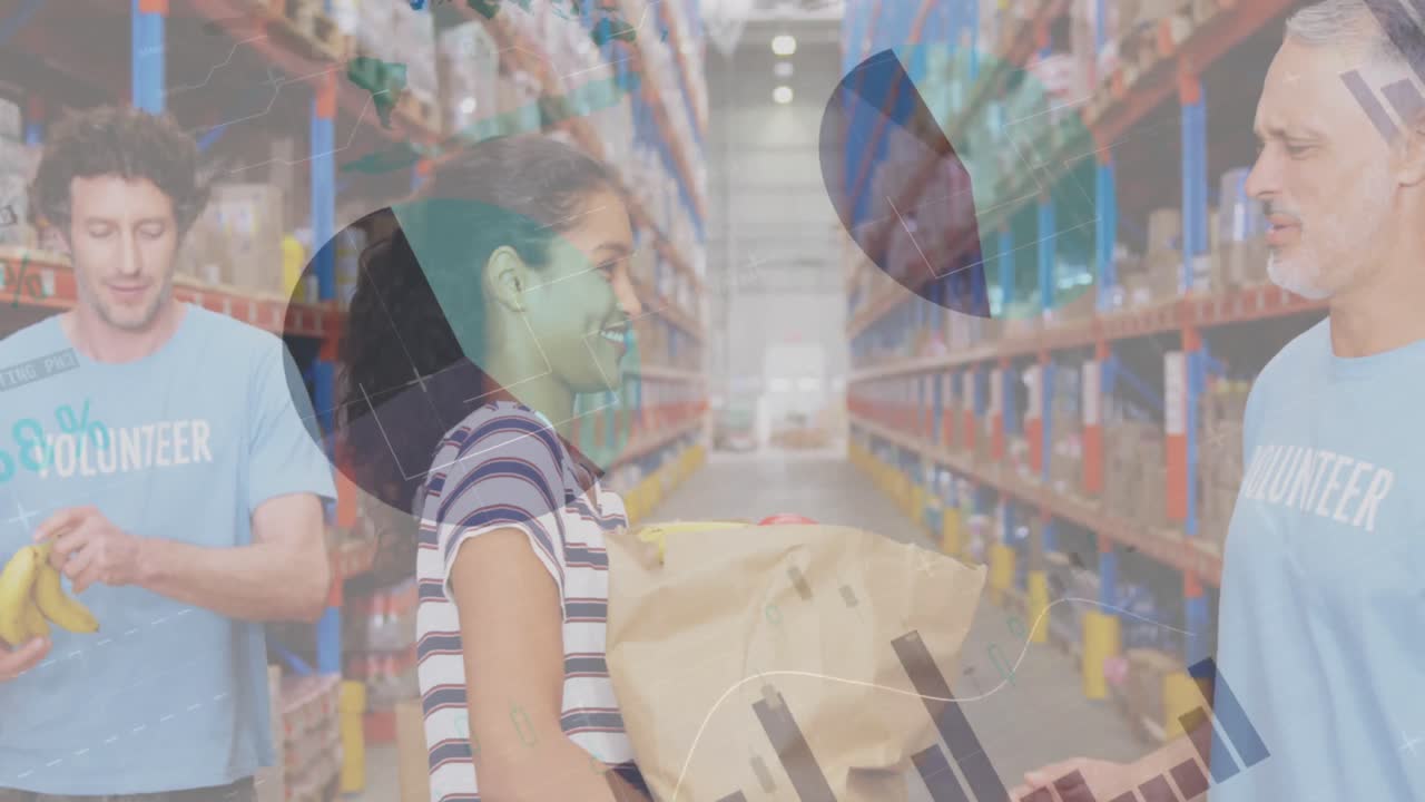 창고에서 남성 자원봉사자에게 가방을 기증하는 여성에 대한 통계 데이터 처리