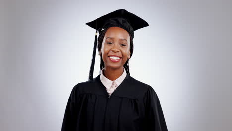 Happy-black-woman,-graduation