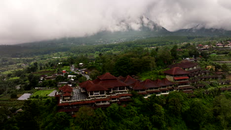 pondok hotel was never opened to the public and was neglected