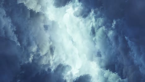 tormenta eléctrica de 4k en animación de nubes