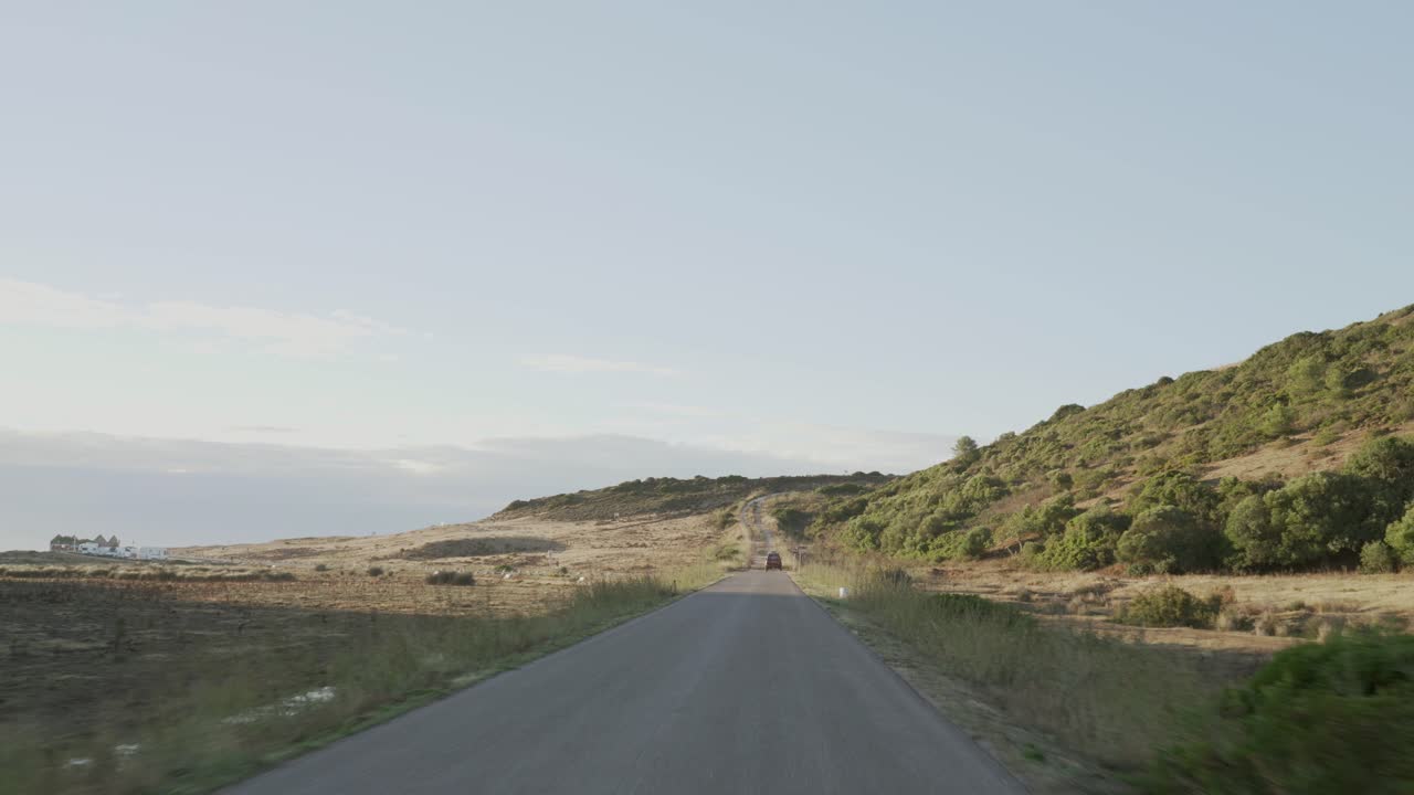 Riprese di un roadtrip a Salema