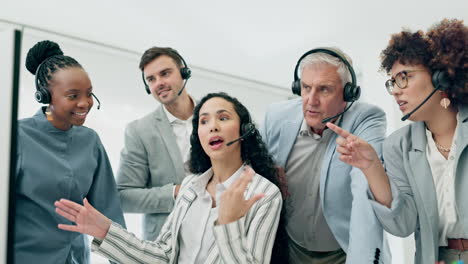 Call-center,-people-and-teamwork-on-computer