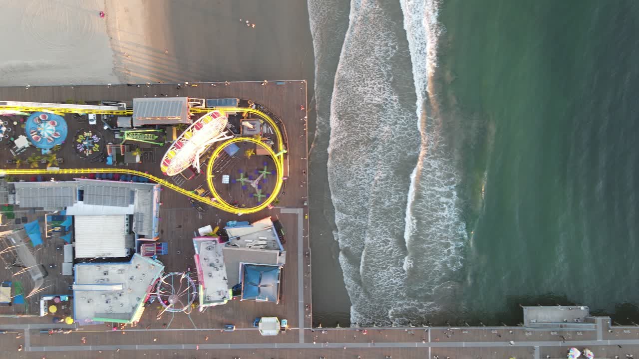video aereo del muelle de santa monica los angeles