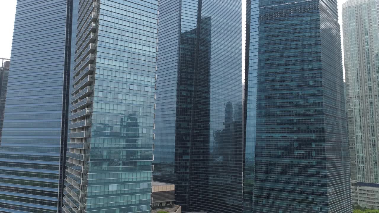 rascacielos modernos en una ciudad