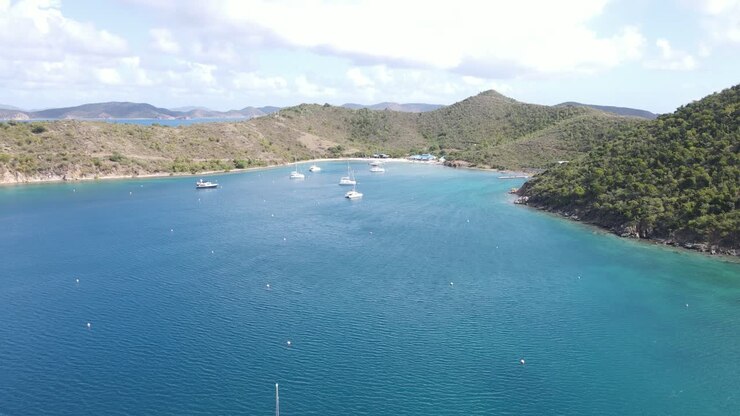 Vista aerea di Bight Bay nelle Isole Vergini Britanniche.