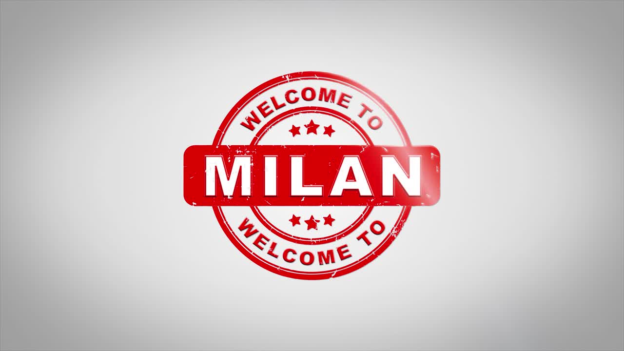 bienvenido a milán firmado texto de estampado animación de sello de madera. tinta roja en papel blanco limpio fondo de superficie con fondo matte verde incluido.