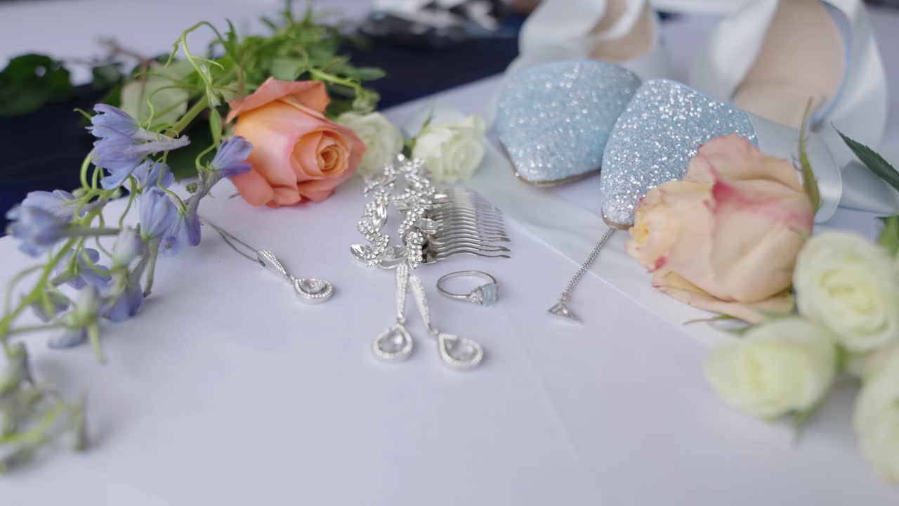 신부를 위한 웨딩 액세서리