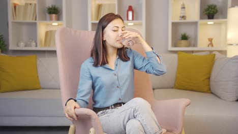 the young woman who consumes water.