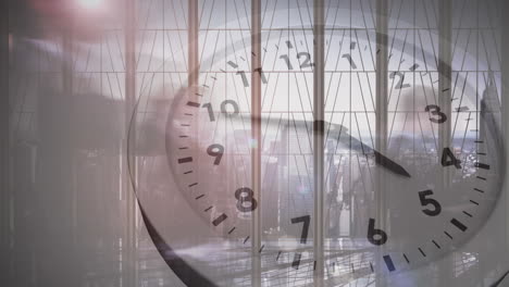 animación del reloj de tic-tac contra el lapso de tiempo de los empresarios que caminan en la oficina