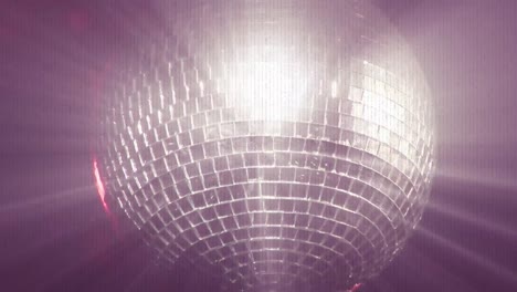 Pantalla-Con-Interferencia-De-Bandas-Que-Muestra-Una-Bola-De-Discoteca.