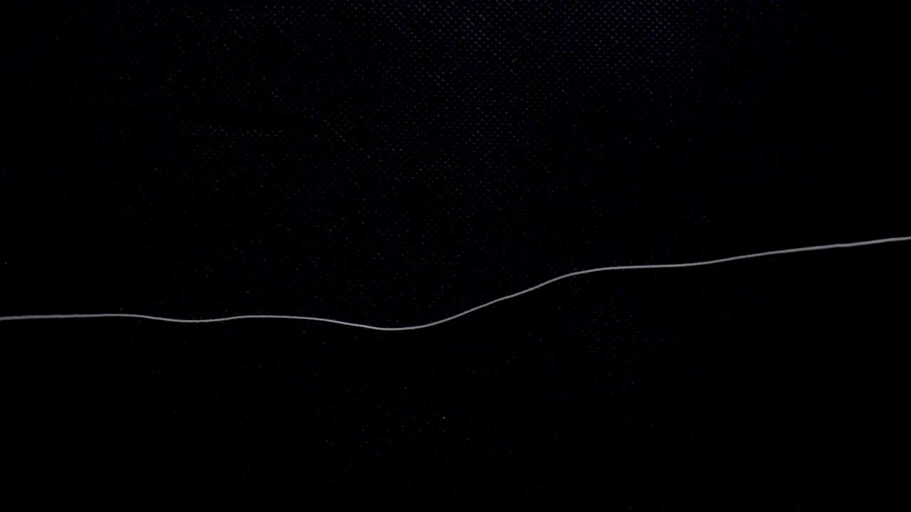 검은 바탕에 색 스풀 볼 롤 정적 높은 각