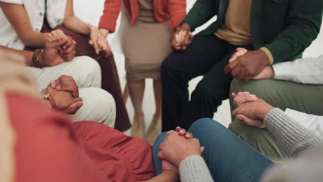 Group-of-people,-holding-hands