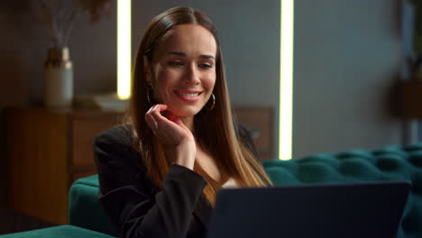 businesswoman using computer