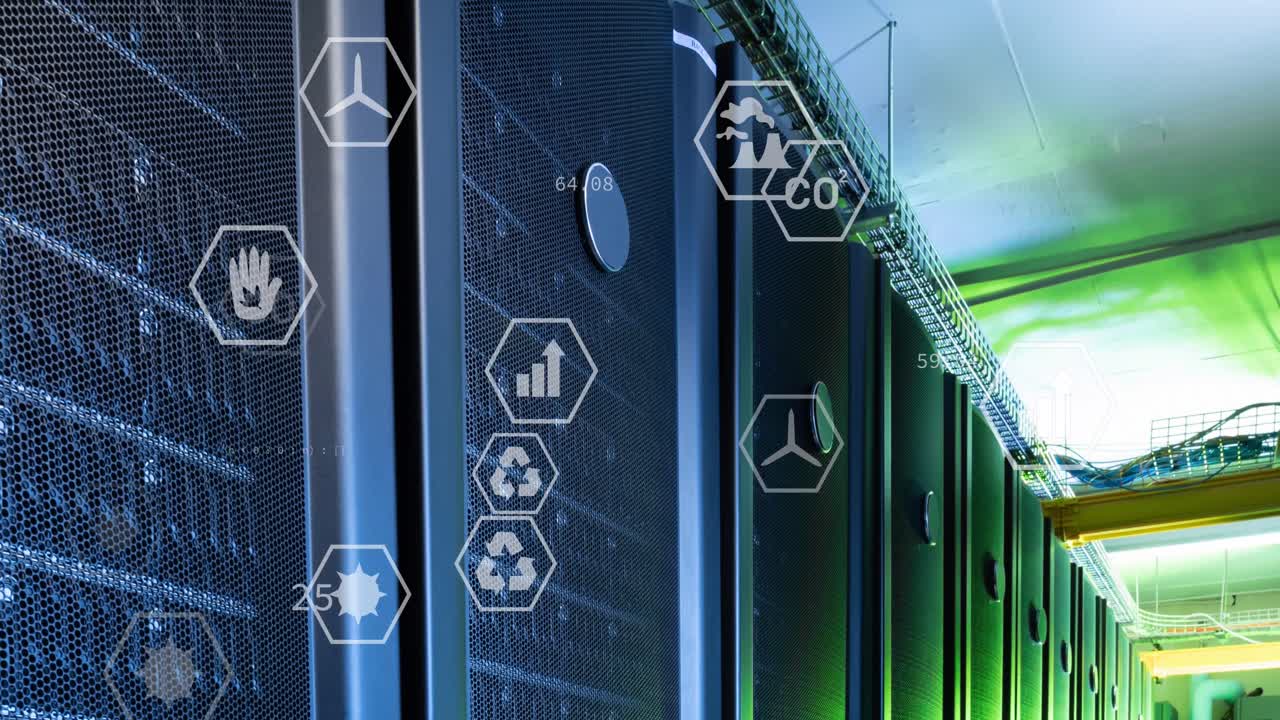 animación del procesamiento de datos con iconos sobre la sala del servidor